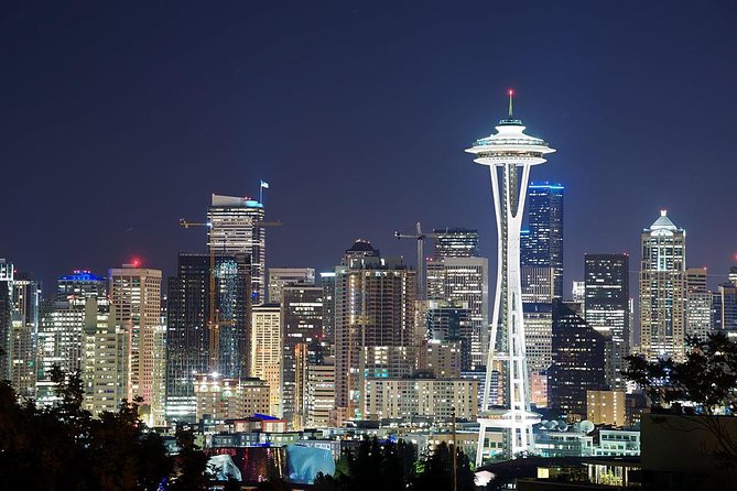 Uncover Seattle: Self-Guided Audio Tour - Space Needle: the first big viewpoint stop
