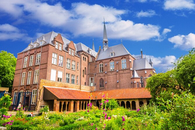 Uniquely Utrecht: An Audio Tour of its Charming City Centre - Utrecht’s Dom-centered loop, told by audio you can control