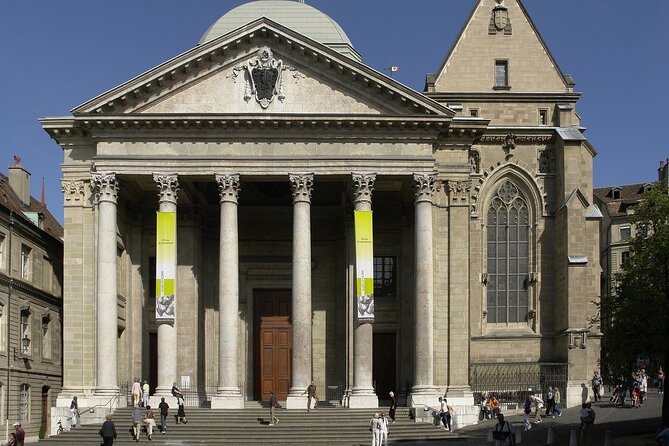 Unusual Audio Tour of Geneva - L’ancien arsenal: cannons, mosaics, and Geneva’s harder side