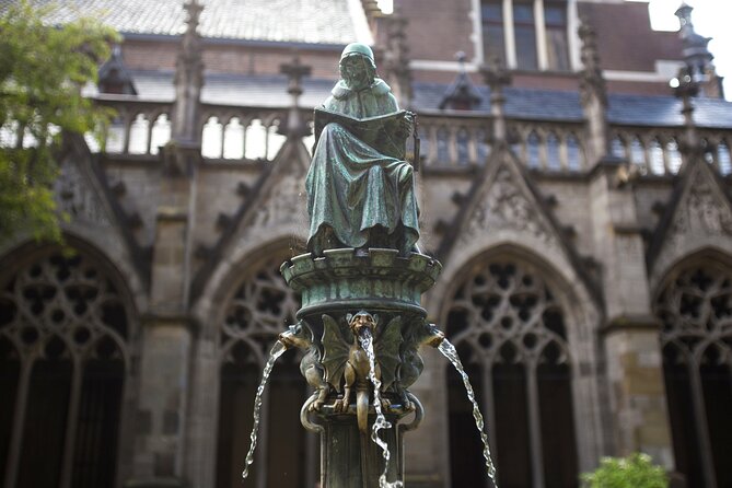 Utrecht Scavenger Hunt and Highlights Self Guided Audio Tour - Stop 4: St. Martin’s Cathedral (Domkerk) and the Cathedral-Scale Vibe