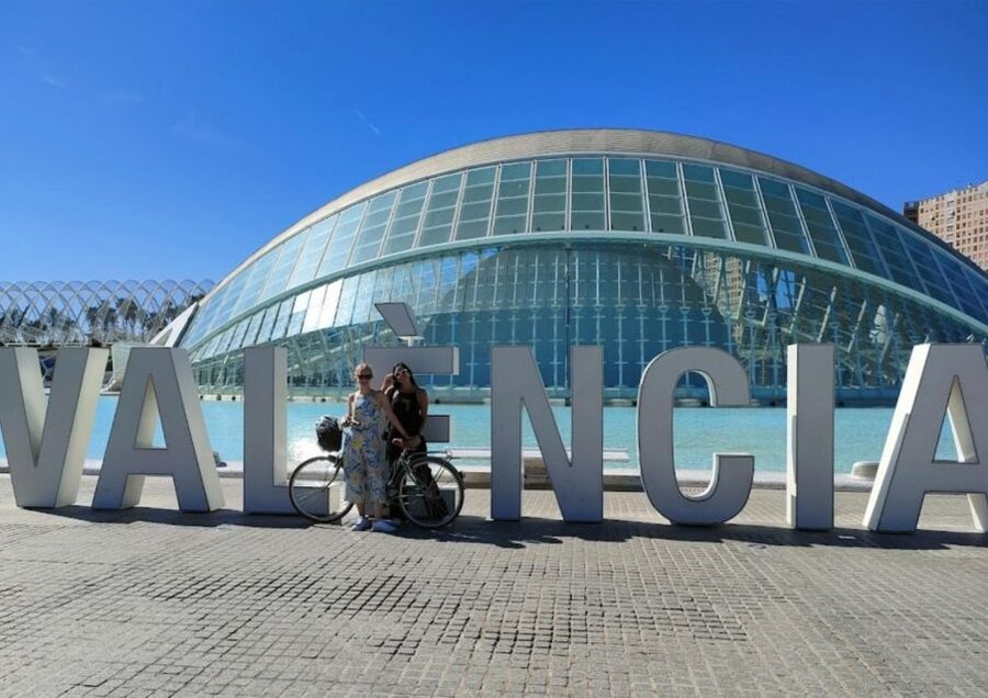 Valencia: Audioguide eng,esp,ita + Bike All Day - Should you book Valencia: Audioguide eng,esp,ita + Bike All Day?