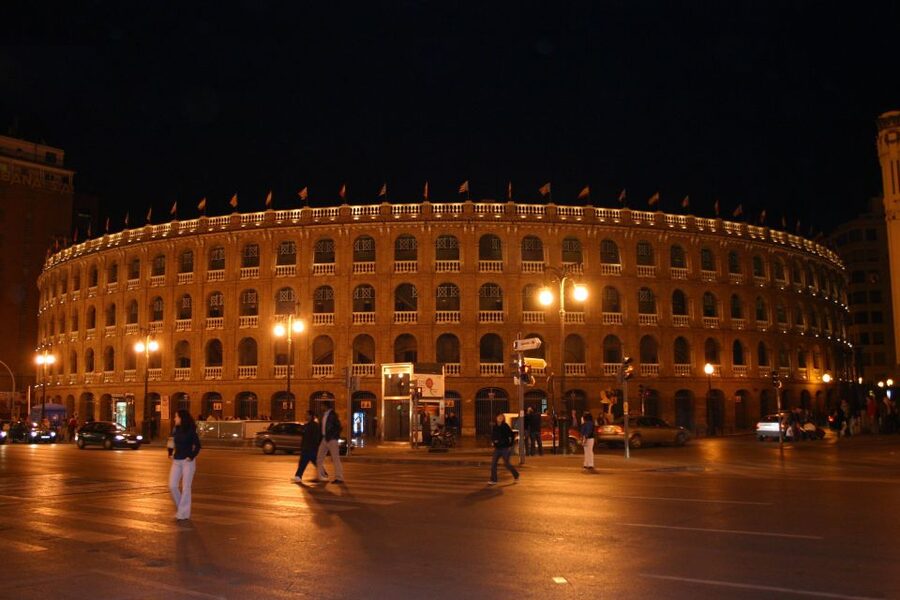 Valencia: Self-guided Audio Tour on Your Smartphone - St. Mary’s Cathedral: Hearing the Layers Before You Look