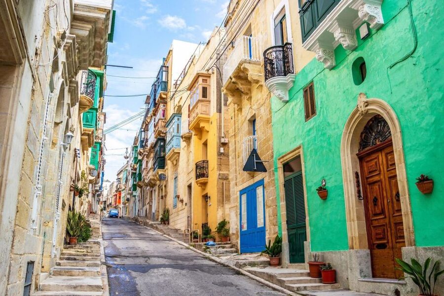 Valletta: Self-Guided Historical Walking Tour (Audio Guide) - Bonus Mdina Audio Tour: An Easy Second Act