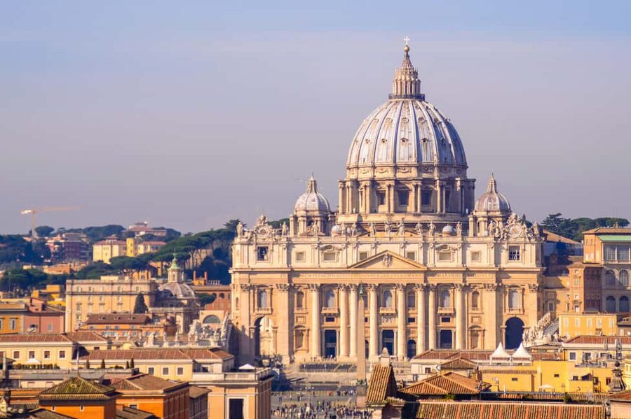 Vatican: St. Peter's Basilica Entry & Audioguide - Check-in at Piazza del Risorgimento: how the escort helps