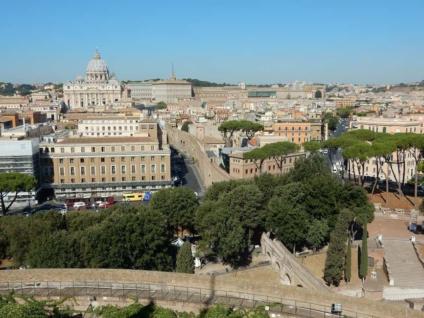 Vatican: St. Peter's Basilica Entry & Audioguide - Timing and crowd reality: building a smooth 2 to 3 hours