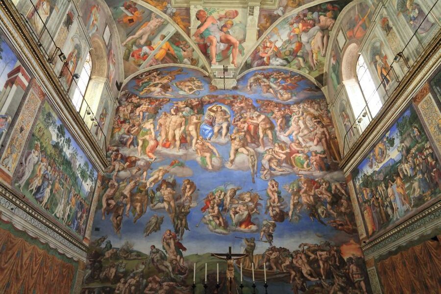 Vatican: St. Peter's Basilica with Audio Guide and Options - Audio guide essentials: download, headphones, and phone power