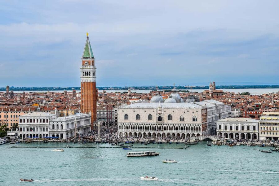 Venice: Doge's Palace, Bridge of Sighs, Prisons, Correr & Audio Guide - Where This Tour Fits in Venice (and Why the Order Matters)