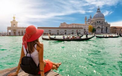 Venice: Gondola Tour under the Bridge of Sighs & Audio Guide - St Mark’s Square area: meeting point logistics that can make or break your time