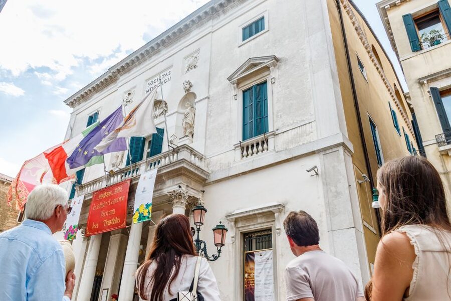 Venice: La Fenice Opera House Entry Ticket with Audio Guide - La Fenice: the opera house you can visit like a museum