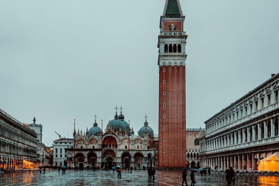Venice: St. Mark's Basilica Skip-the-Line Entry & Audioguide - Practicalities That Actually Affect Your Comfort