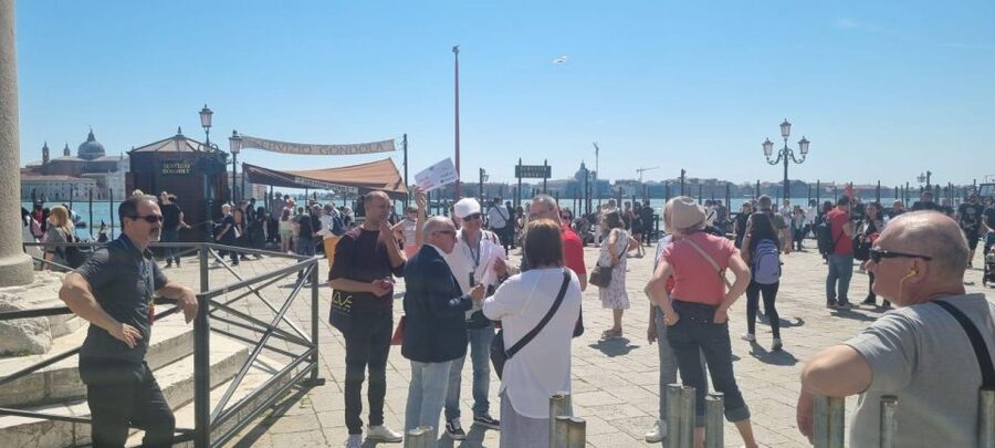 Venice: St. Mark's Basilica Ticket with Audio Guide - St. Mark’s Basilica, but shorter and smarter