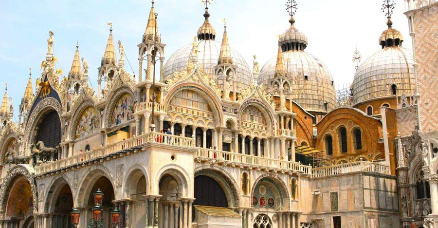 Venice: St. Mark’s Basilica Ticket with Host and Audioguide - Reserved Entry: What You Get at St. Mark’s Basilica (and What You Don’t)