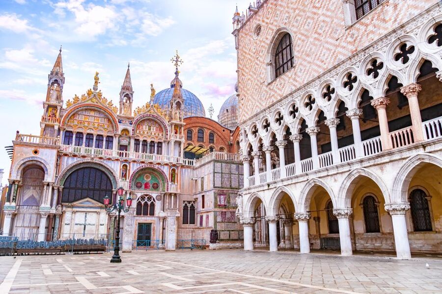 Venice: St. Mark’s Basilica Ticket with Host and Audioguide - Dress Code, Security, and Real-World Friction in Venice