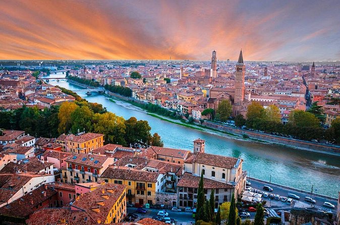 Verona: City Walk with Audio Guide in 7 Languages on your Phone - The Duomo di Verona: Romanesque Cathedral Details You’ll Actually Notice