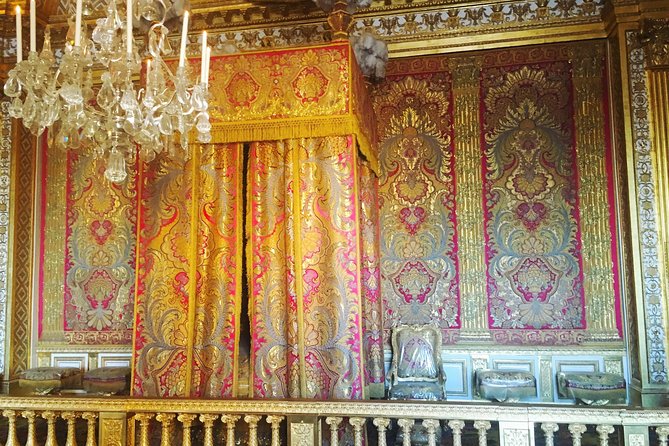 Versailles Palace & Gardens Audio Tour - Private Transportation - Gardens of Versailles: 55 fountains and free time when the day cooperates