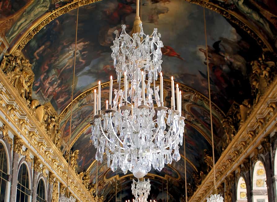 Versailles: Palace Tour With Private Transfers & Audio Guide - Entering the Palace Faster With Skip-the-Line Access