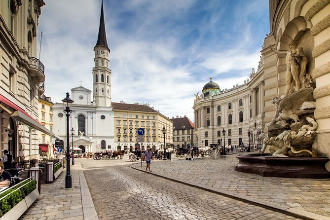 Vienna Scavenger Hunt and Highlights Self Guided Audio Tour - Best timing, pacing, and weather reality