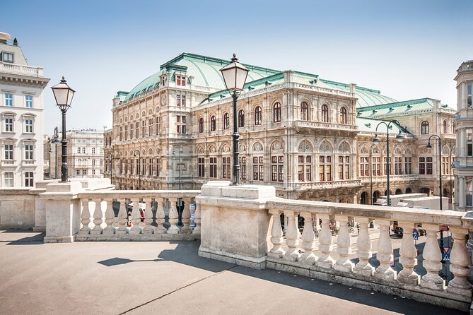 Vienna Scavenger Hunt and Highlights Self Guided Audio Tour - The route: a loop through Vienna’s big names (without extra entry tickets)
