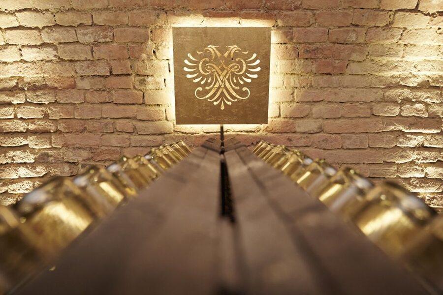 Vienna: Schlumberger Wine Cellar Guided or Self-Guided Tour - The tasting sets after the tour: sparkling, rosé, or a mix