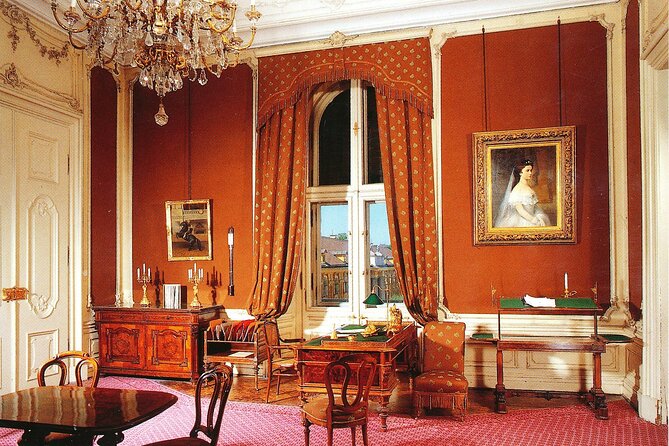 Vienna: Skip-the-Line Ticket to Schonbrunn Palace with AudioGuide - Getting There and Making It Work in a Vienna Day