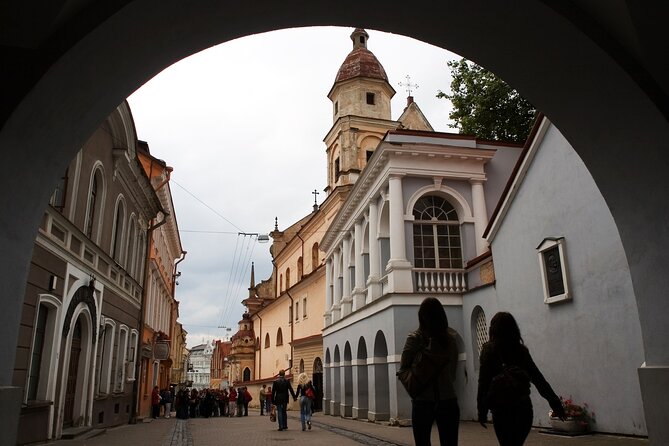 Vilnius Scavenger Hunt and Highlights Self Guided Audio Tour - When you might hit friction: app learning curve and crashes