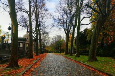 Visit to Père Lachaise Cemetery: a self-guided tour - Price and what you’re really paying for (not cemetery admission)