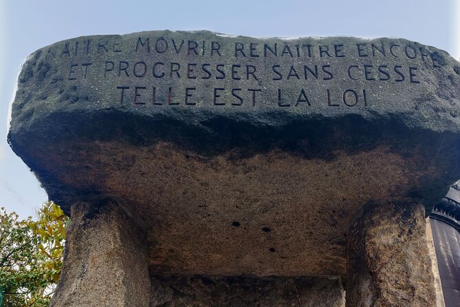 Visit to Père Lachaise Cemetery: a self-guided tour - Admission being free: a common source of disappointment