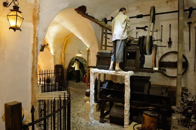 Vothonas: Wine Museum Ticket with Tastings and Audio Guide - The museum you explore on your own: a 300-meter cave labyrinth with station stops