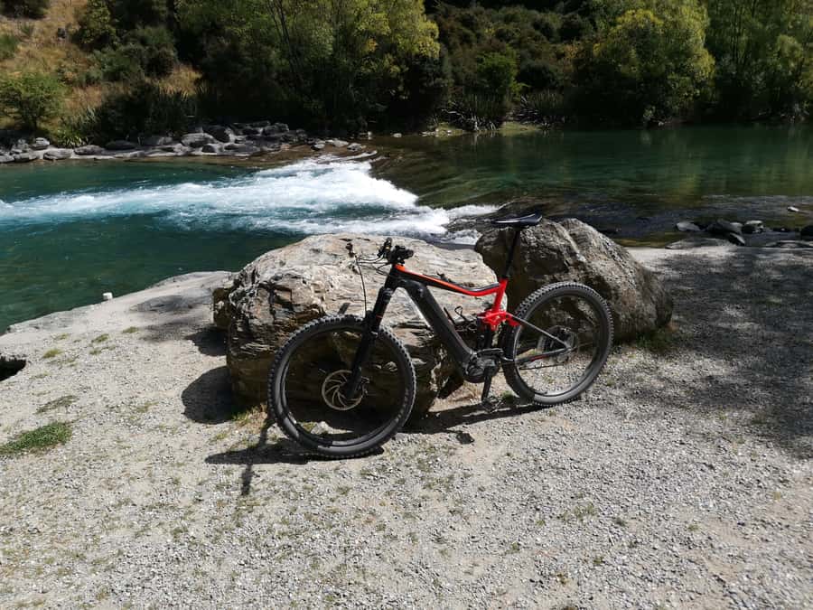 Wanaka: Self-Guided Regular MTB - Lake Hawea to Lake Wanaka - Back to Wanaka: swing bridge crossing and the Wanaka Tree payoff