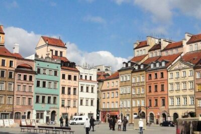 Warsaw's Old Town A Self-Guided Audio Tour - Start: Sigismund’s Column to Castle Square in front of the Royal Castle
