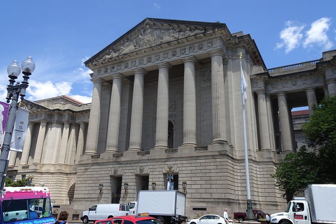 Washington DC Museums self-guided walking tour & scavenger hunt - Price and time: $44.85 per group for a 3-hour Mall loop