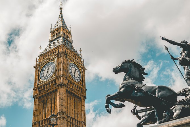 Westminster Famous Sites Self-Guided Audio Walking Tour - Stop 5: Houses of Parliament and Parliament Square walking context
