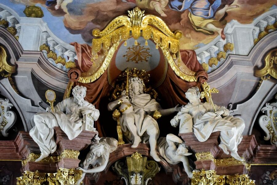 Wrocław University: Tour with Audio Guide & Admission - Oratorium Marianum: a different kind of historic space