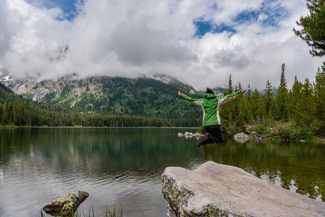 Yellowstone and Grand Teton Self-Guided Audio Tour Bundle - Grand Canyon of the Yellowstone: viewpoints that reward patience