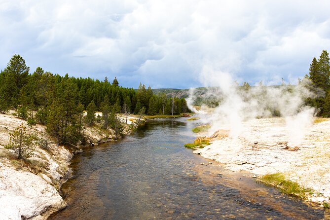 Yellowstone's Grand Prismatic Self-Guided Walking Tour - From Fairy Falls Trailhead to Grand Prismatic Overlook