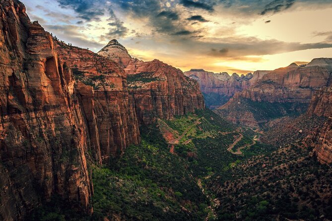Zion National Park Self-Guided Driving & Shuttling Tour - Zion Scenic Drive viewpoints: learning why people call this place Zion